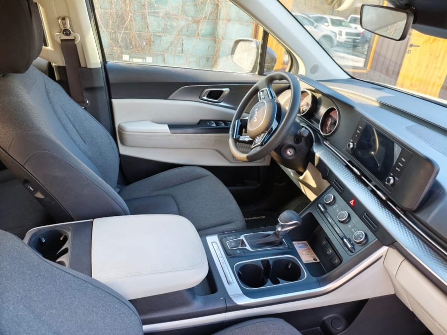 Kia Carnival 2023 — фото 3