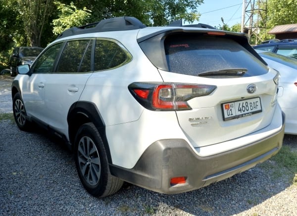 Subaru Outback 2023 — фото 3