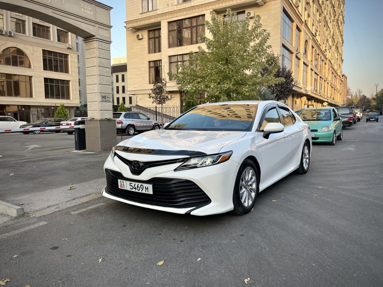 Toyota Camry 70 2018 — фото 2