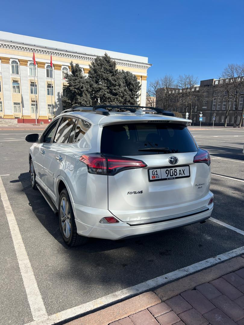 Toyota Rav 4 2019 — фото 3