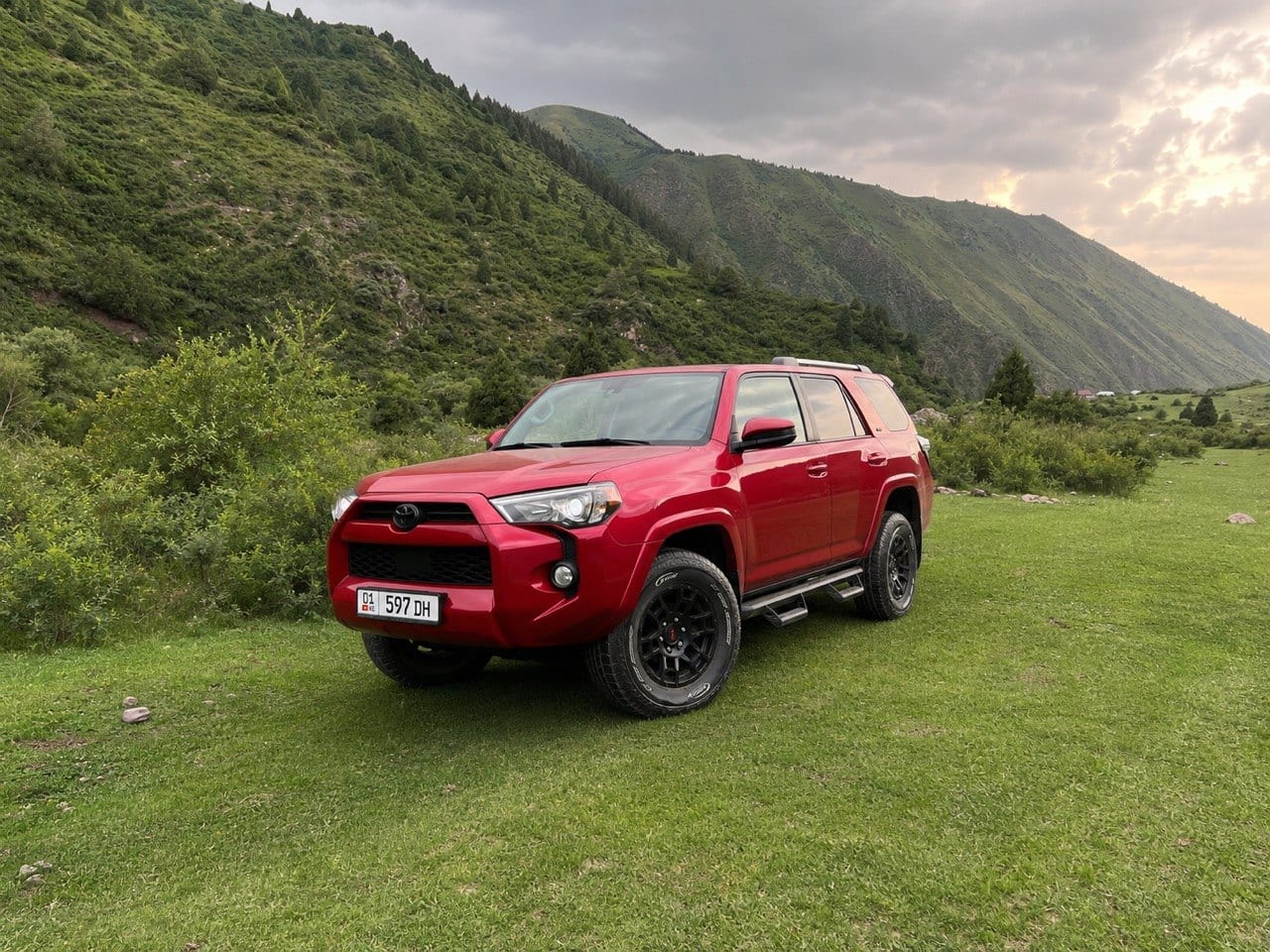 Toyota 4Runner 2018 — фото 2