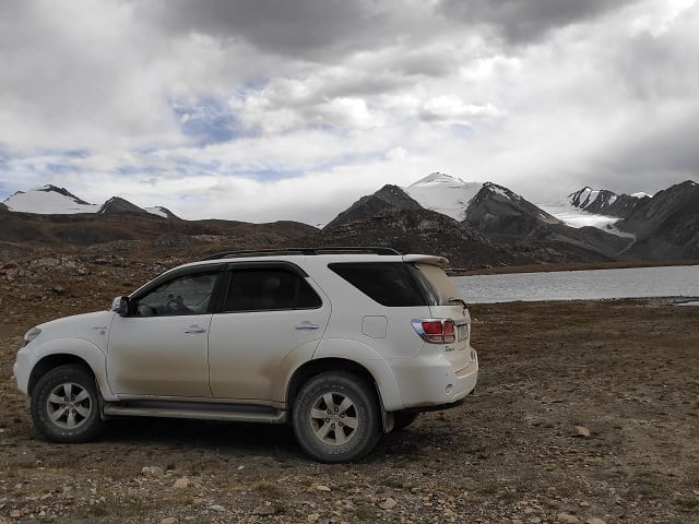 Toyota Fortuner 2010 — фото 4