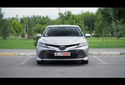 Toyota Camry 2018 — фото 3