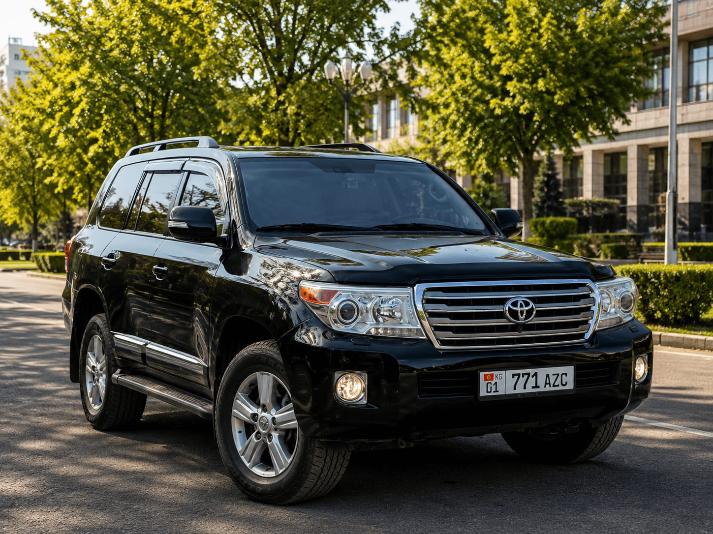 Toyota Land Cruiser 200 2018 — аренда от 14000 сом/сутки