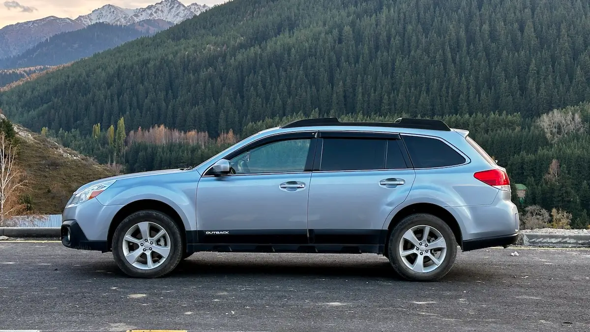 Subaru Outback 2012 — фото 2