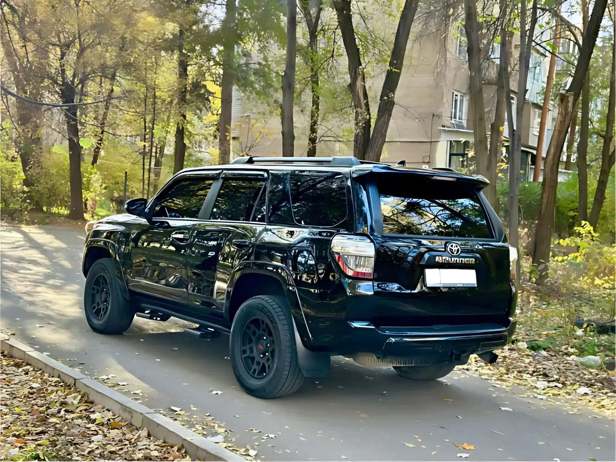 Toyota 4Runner 2018 — фото 3