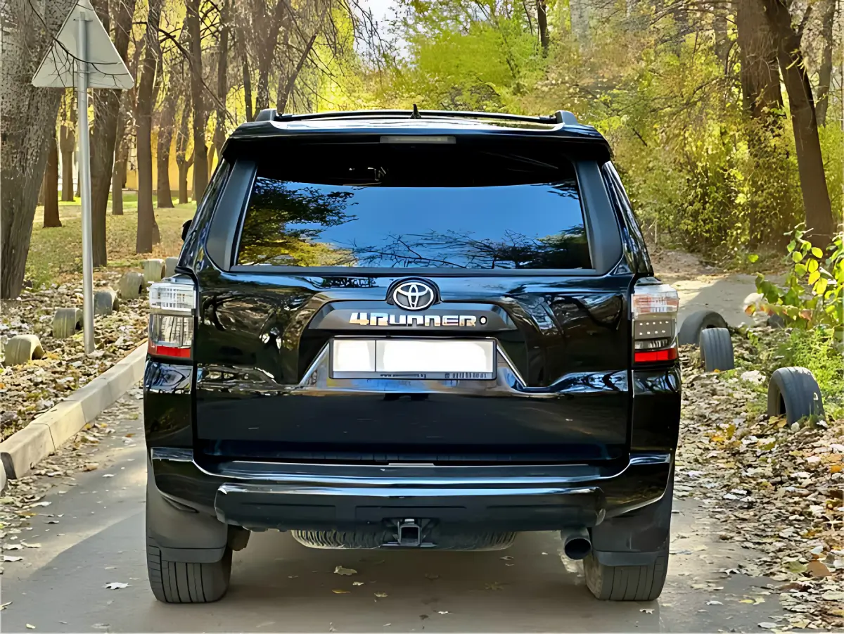 Toyota 4Runner 2018 — фото 4