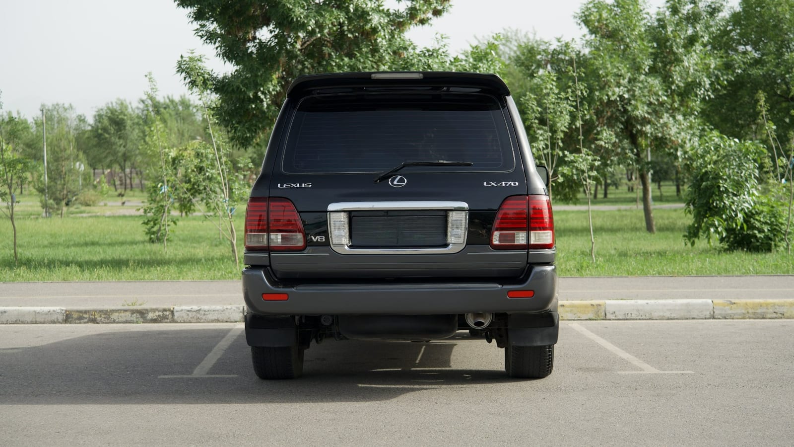 Lexus LX 470 2006 — аренда от 9570 сом/сутки