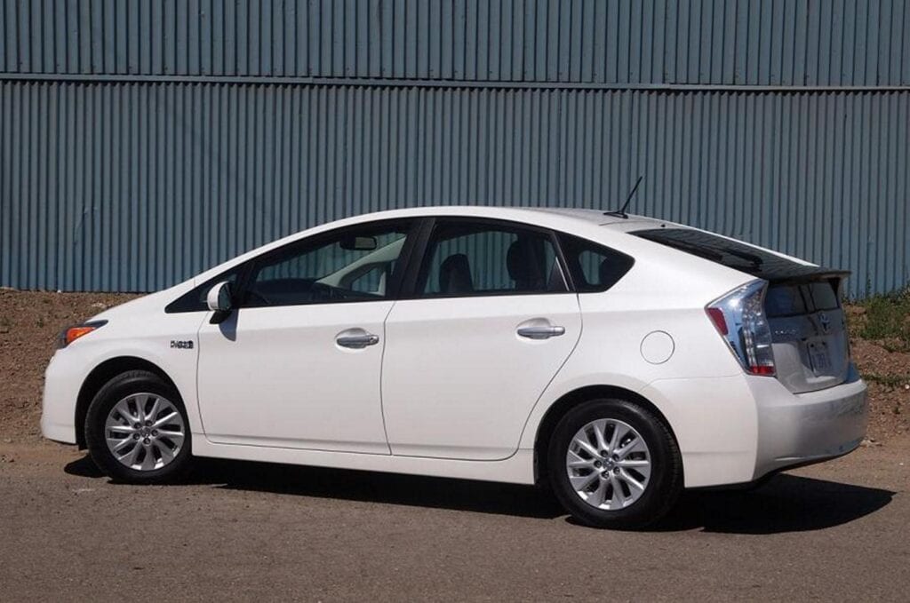 Toyota Prius 2012 — фото 2