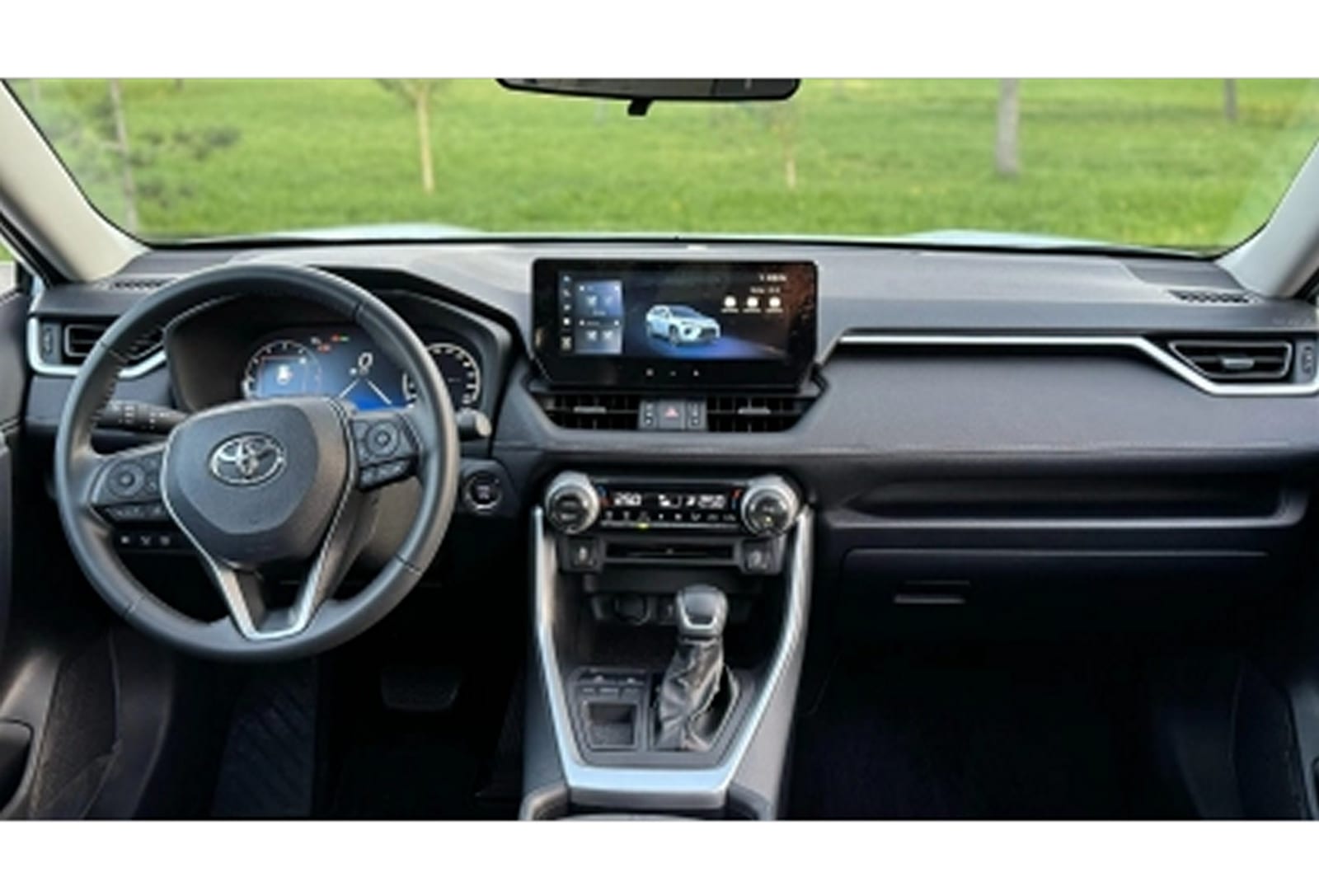 Toyota RAV4 2023 — фото 4