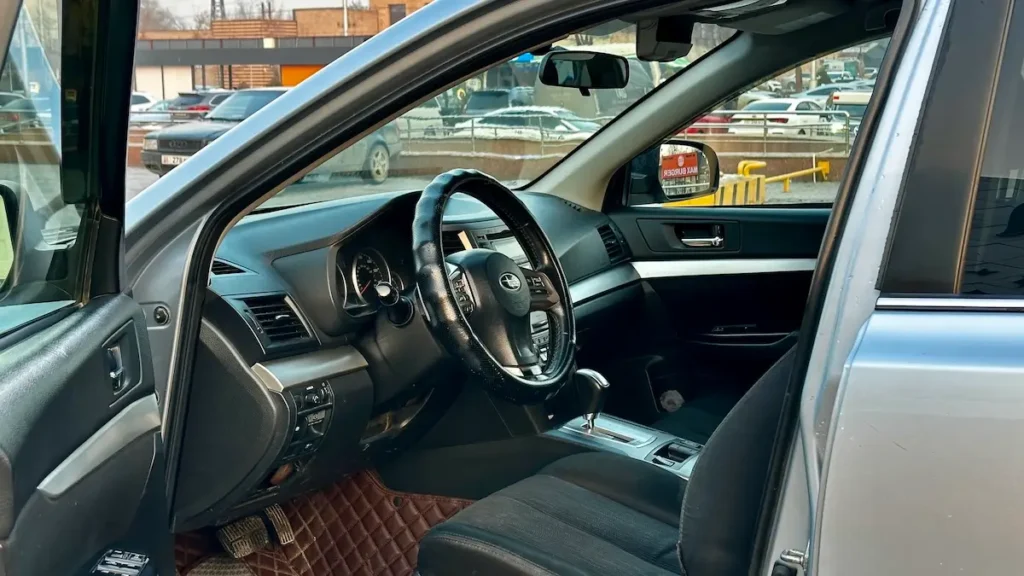 Subaru Outback — фото 4