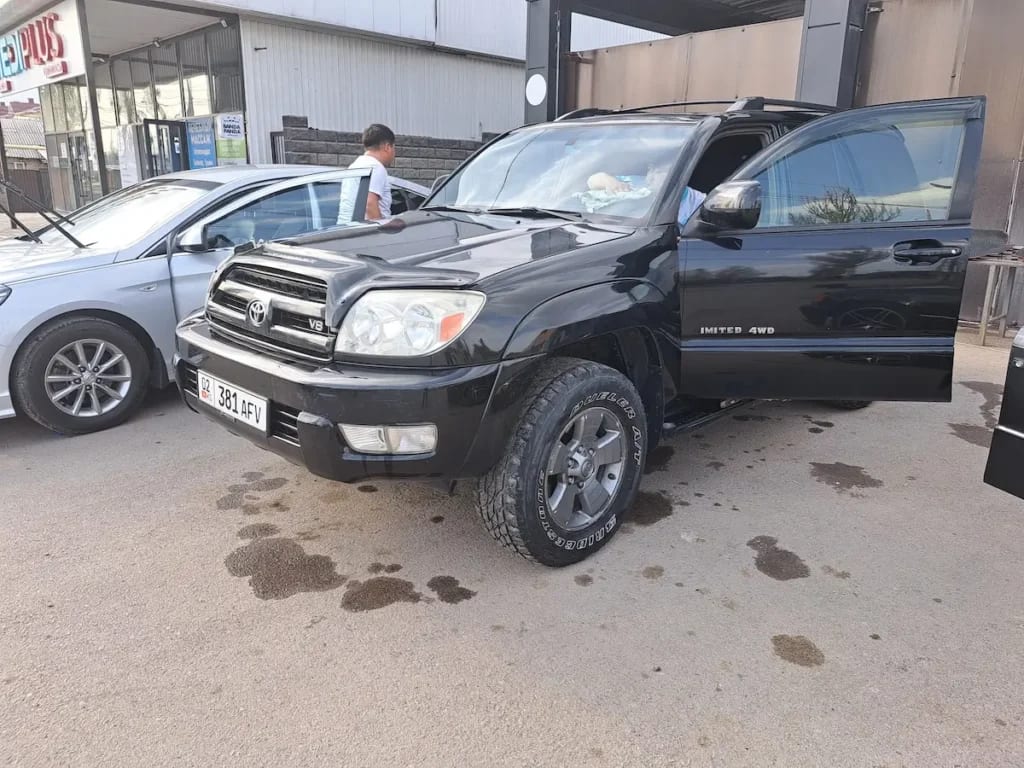 Toyota 4Runner — фото 3