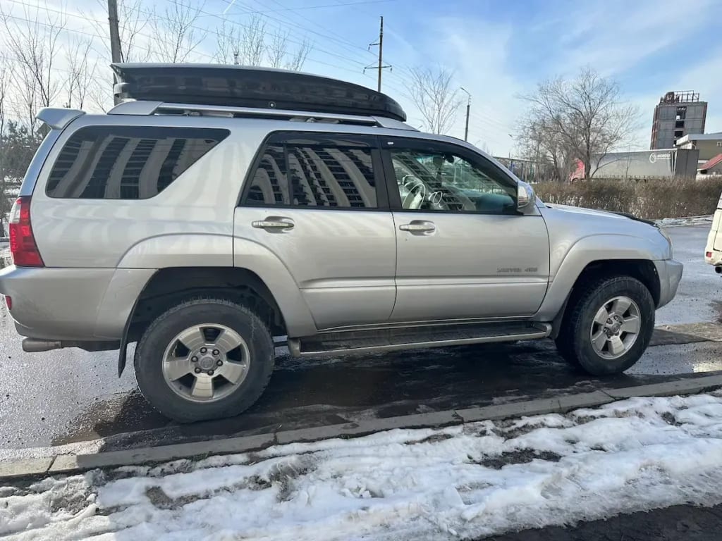 Toyota 4Runner — фото 4