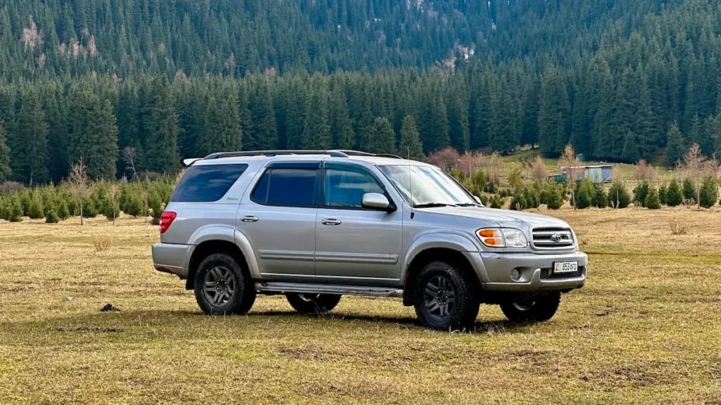 Toyota Sequoia — аренда от 11745 сом/сутки