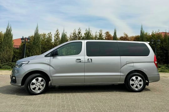 Hyundai Starex 2018 — фото 4