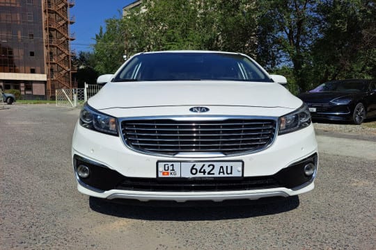 Kia Carnival 2017 — фото 3