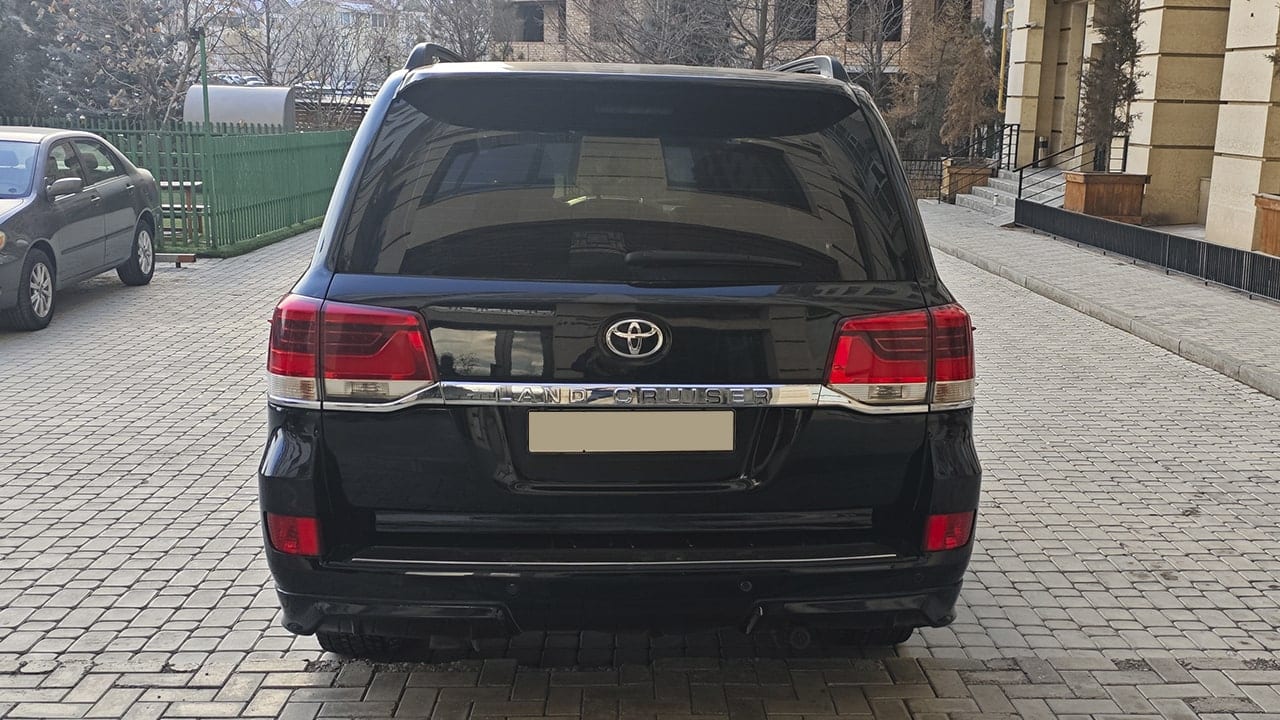 Toyota Land Cruiser 2008 — фото 2