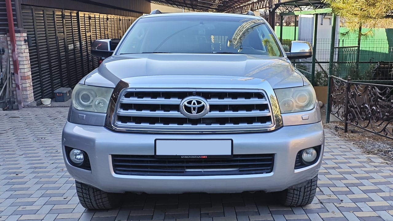 Toyota Sequoia 2008 — аренда от 11400 сом/сутки