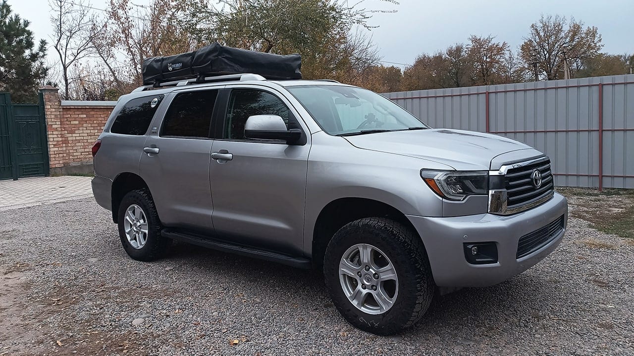 Toyota Sequoia 2019 — аренда от 13300 сом/сутки