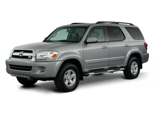 Toyota Sequoia — фото 3