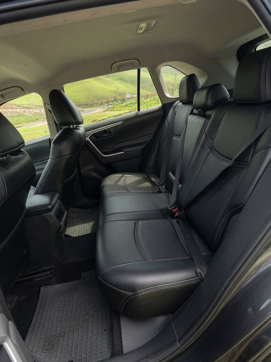 Toyota RAV4 2019 — фото 3