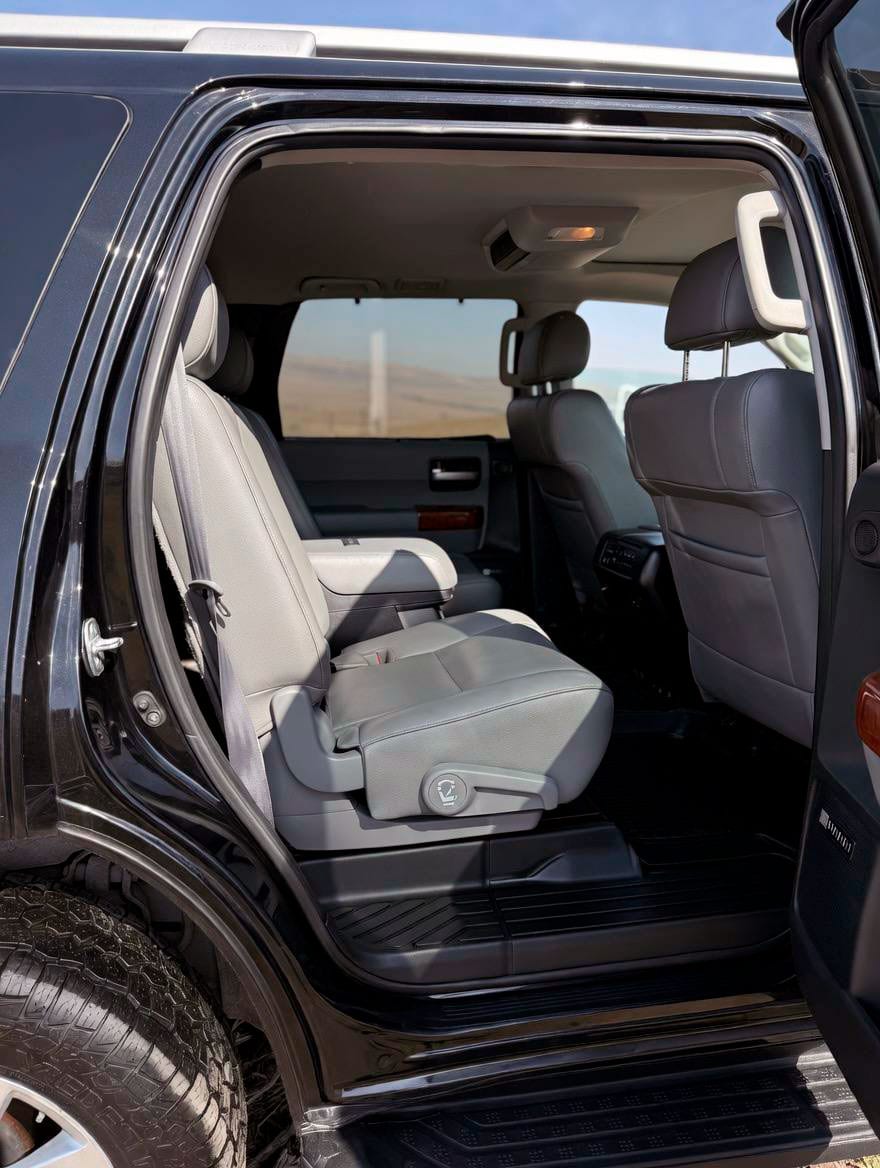 Toyota Sequoia 2019 — фото 4