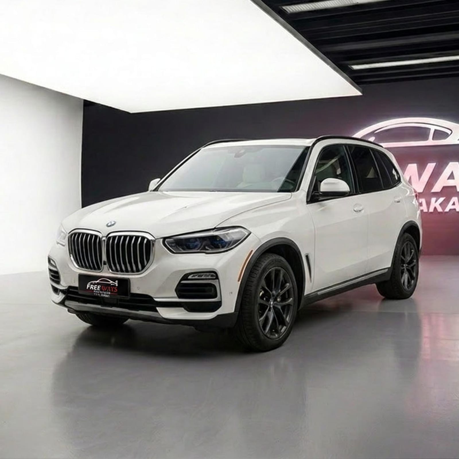 BMW X5 — аренда от 30450 сом/сутки