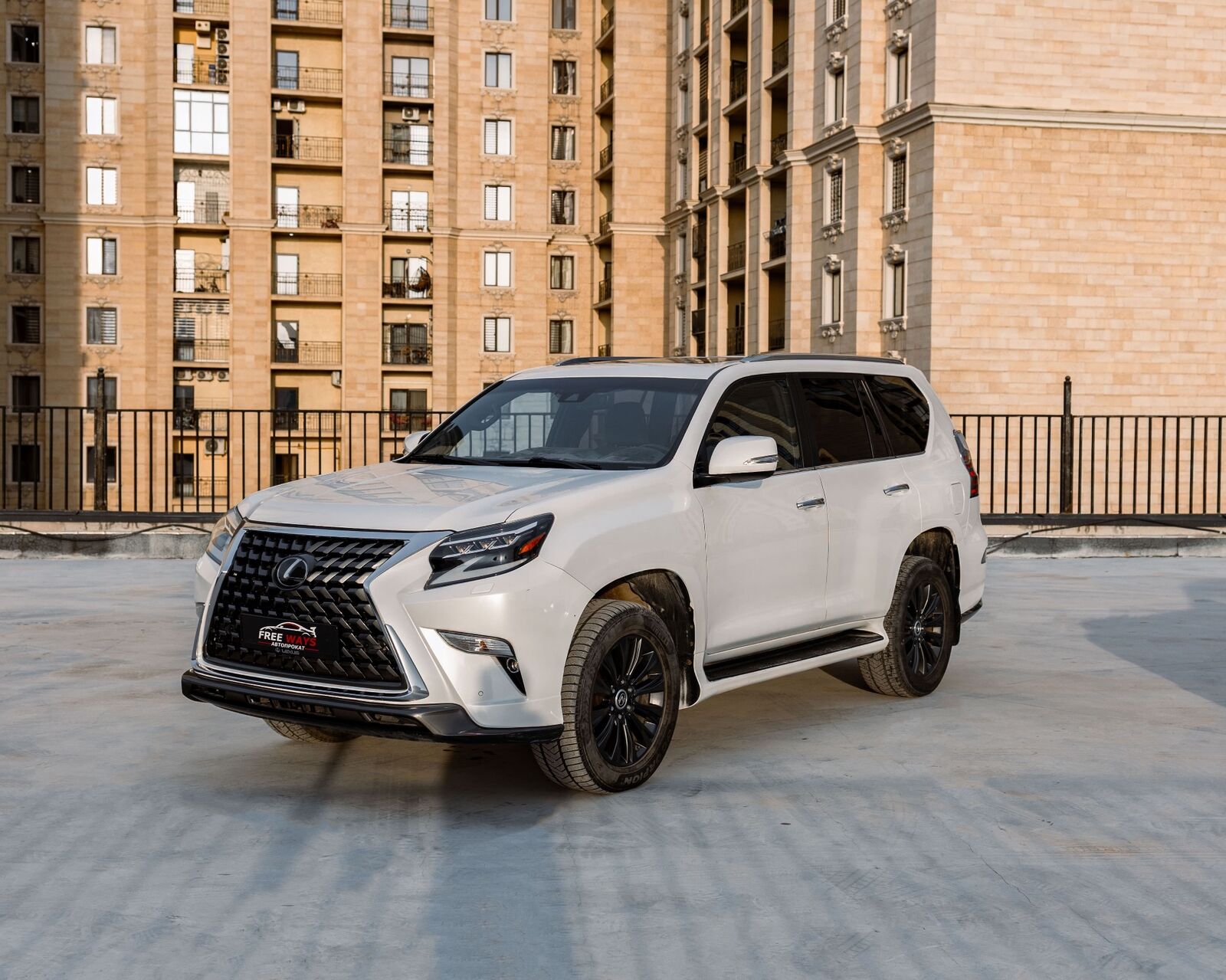Lexus GX — фото 2