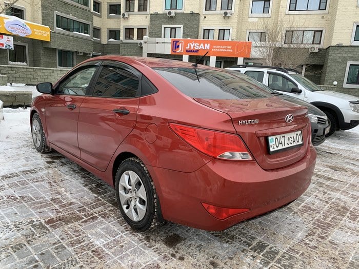 Hyundai Solaris 2015 — фото 2