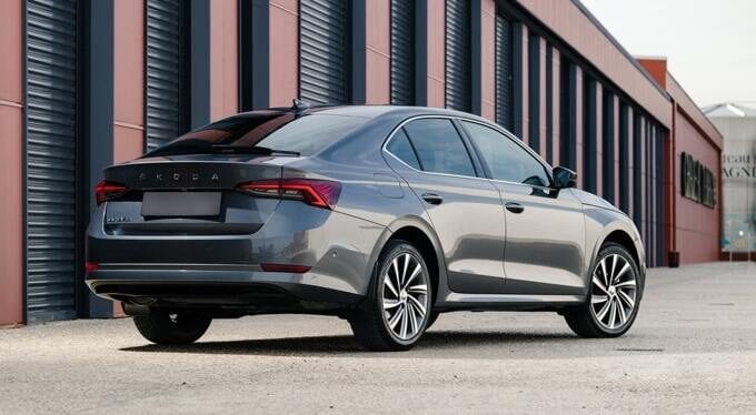 Skoda Octavia A8 Ambition Plus 2021 — фото 4