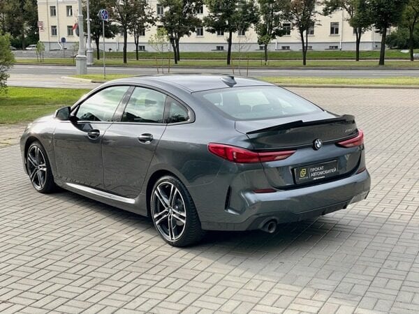 BMW 218i 2020 — фото 2