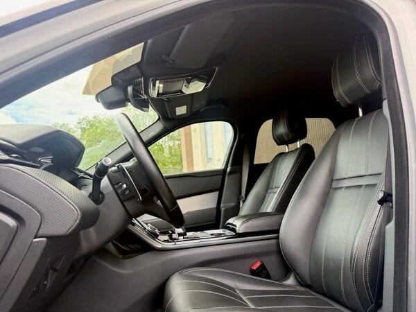 Land Rover Range Rover Velar R-Dynamic 4WD 2021 — фото 3