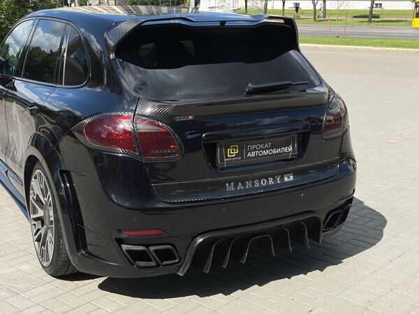 Porsche Cayenne Turbo Mansory 2010 — фото 2