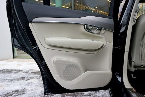 Volvo XC90 D5 AWD R-Design 2020 — фото 4