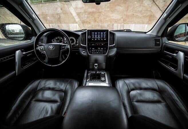 Toyota Land Cruiser J200 2016 — фото 4
