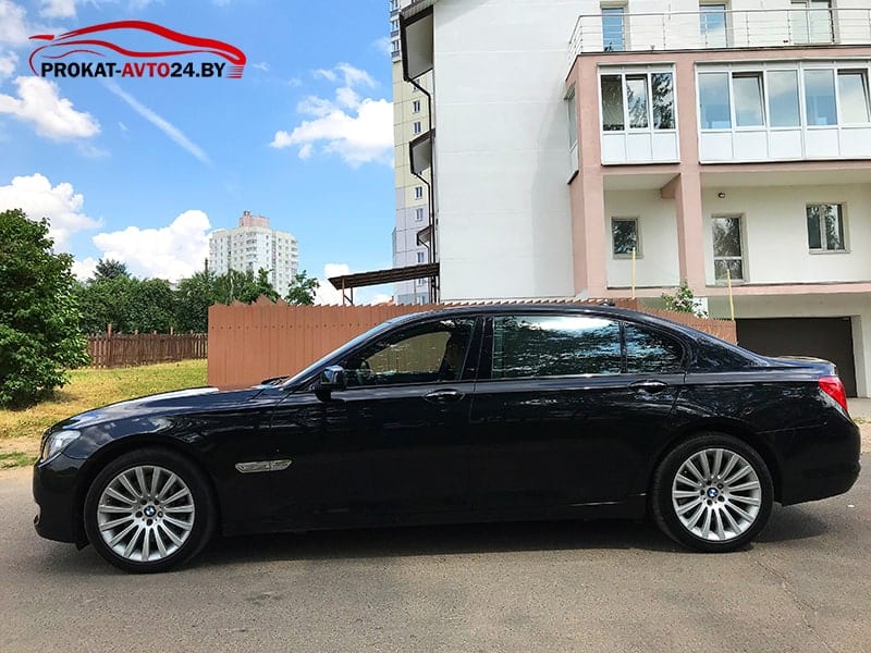 BMW 7 серии F01 2012 — фото 2
