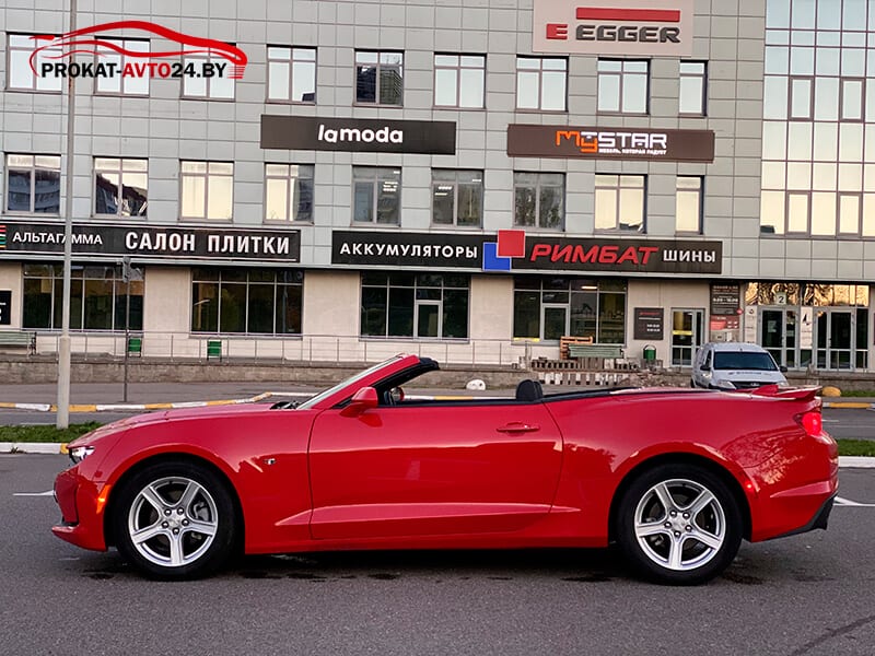 Chevrolet Camaro кабриолет 2021 — фото 3