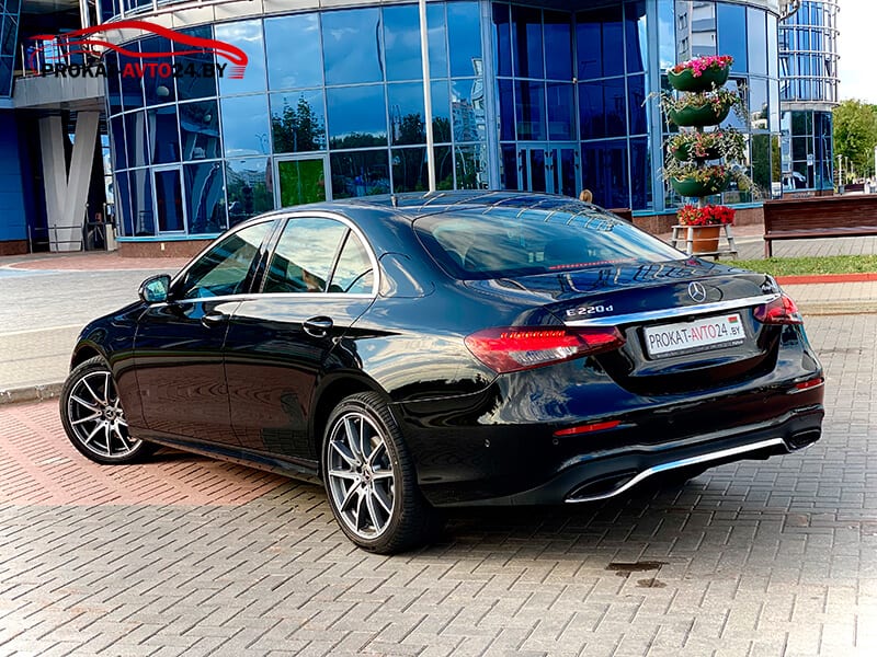 Mercedes-Benz E-Class W213 220 d 4MATIC 2021 — фото 4