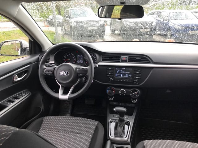 KIA Rio 2018 — фото 4