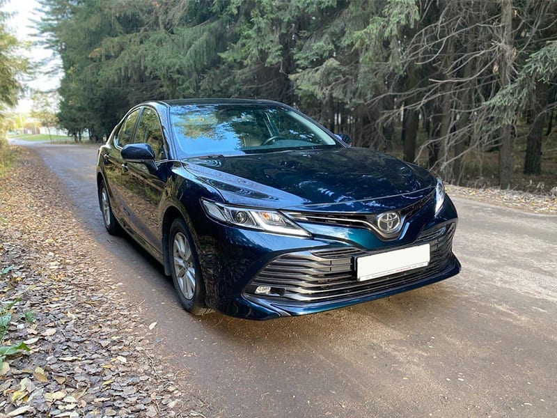 Toyota Camry 2018 — фото 3