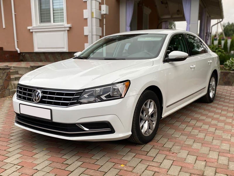 Volkswagen Passat 2017 — фото 2