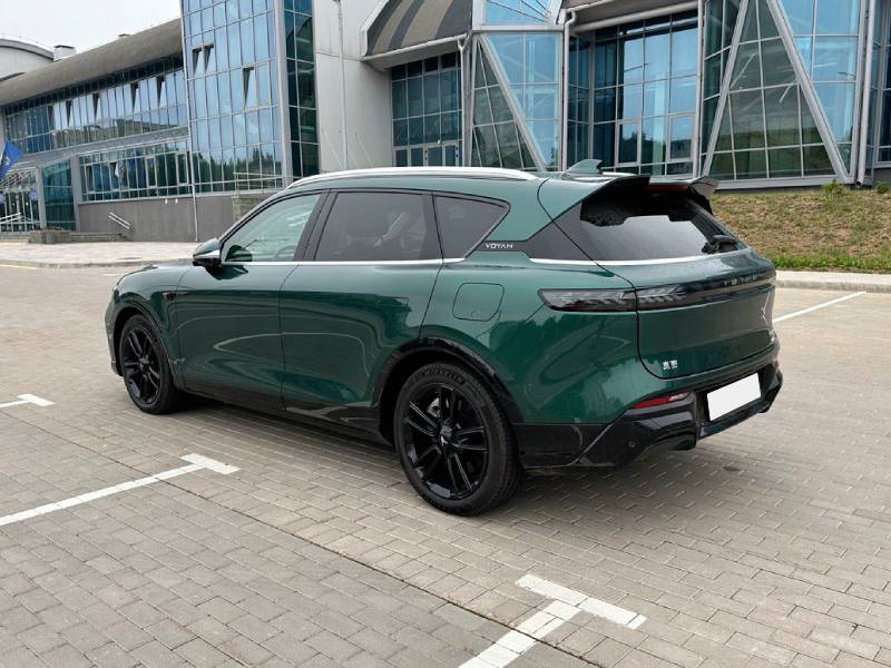 Voyah Free 2024 — фото 3