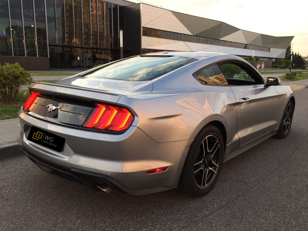 Ford Mustang 2020 — фото 4