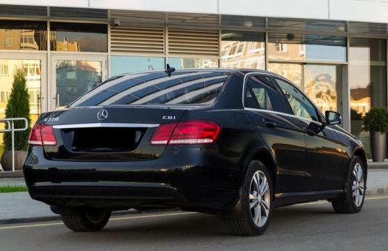 Mercedes-Benz E200 W212 Rest 2015 — фото 3