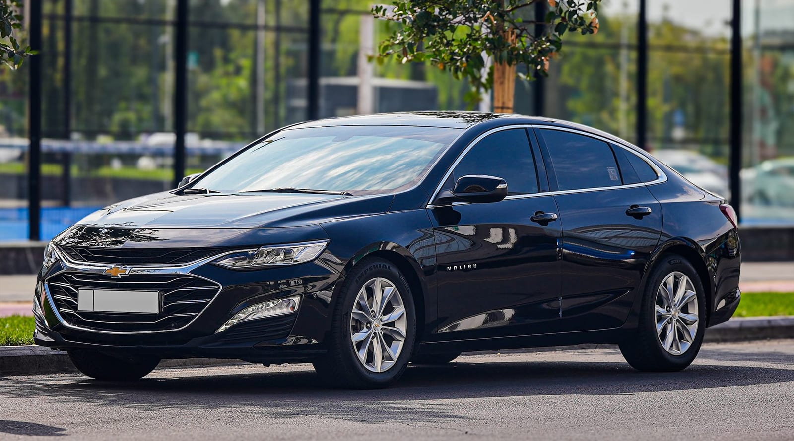 Chevrolet Malibu Premier — аренда от 1200000 сум/сутки