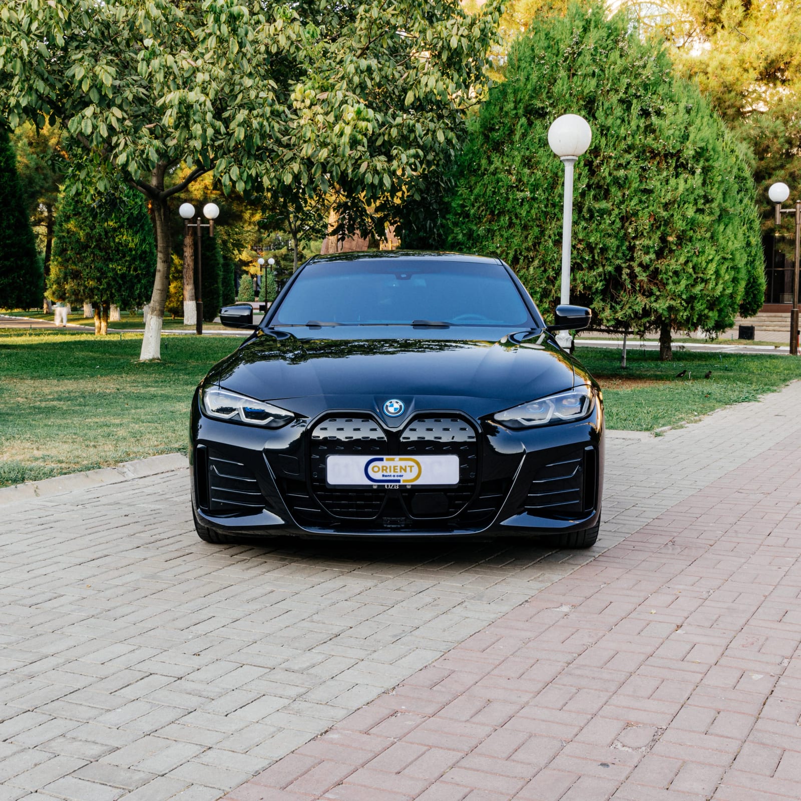 BMW i4 eDrive40 — фото 4