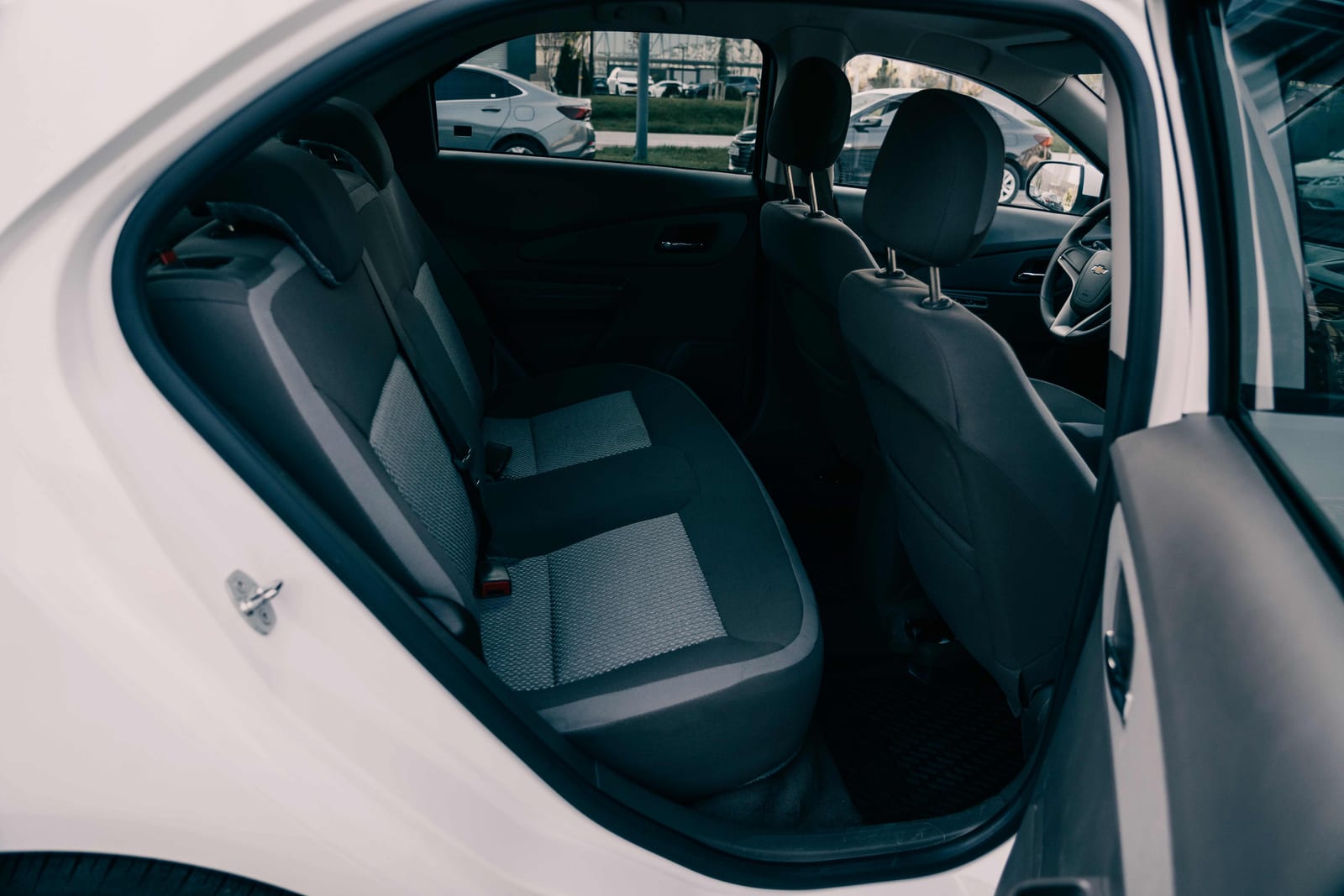 Chevrolet Cobalt — фото 4