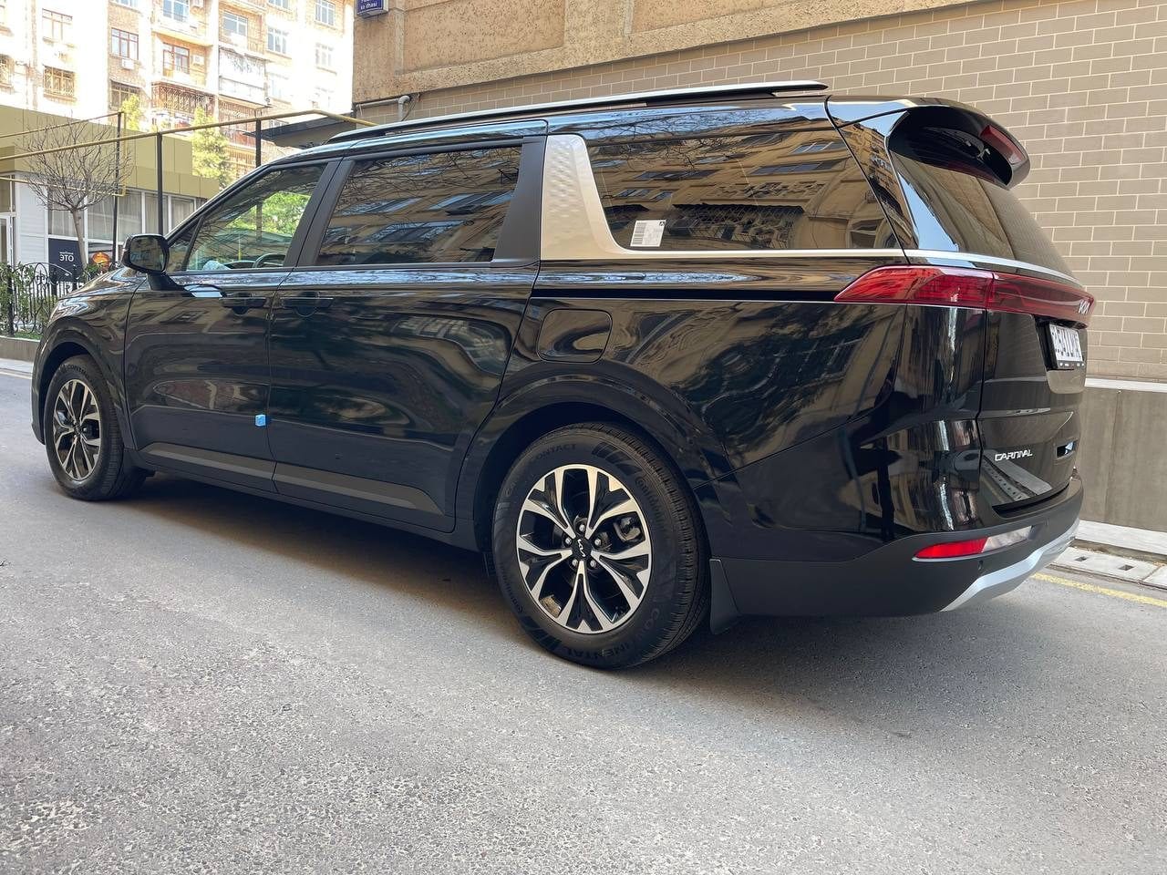 Kia Carnival — фото 2