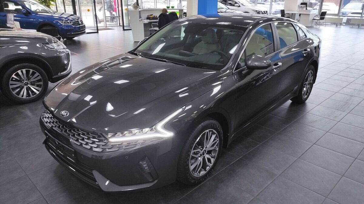 Kia K5 GT-Line — аренда от 1200000 сум/сутки