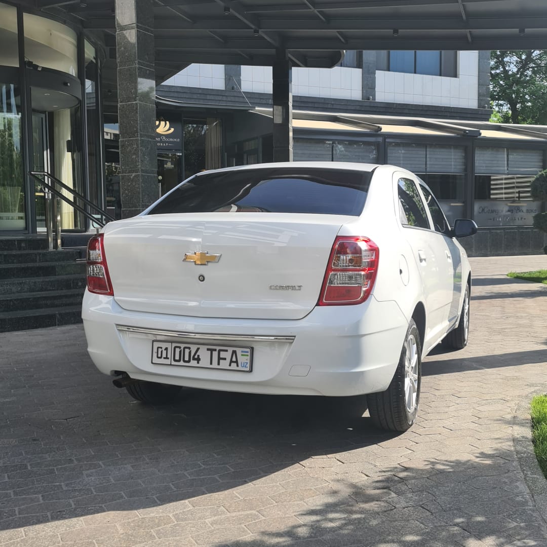 Chevrolet Cobalt — фото 3